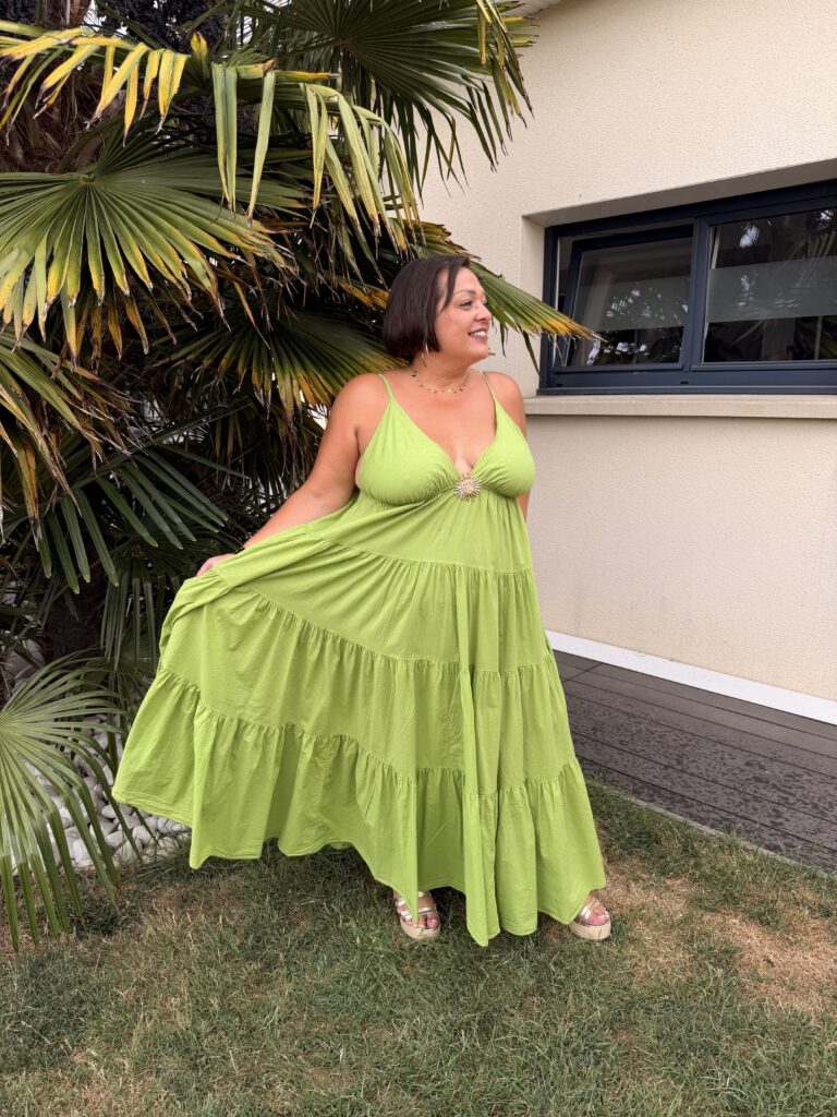 Robe REBECCA